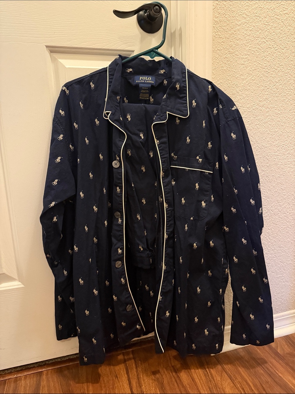 Polo by Ralph Lauren Navy Button-Front pajamas with Contrast Piping